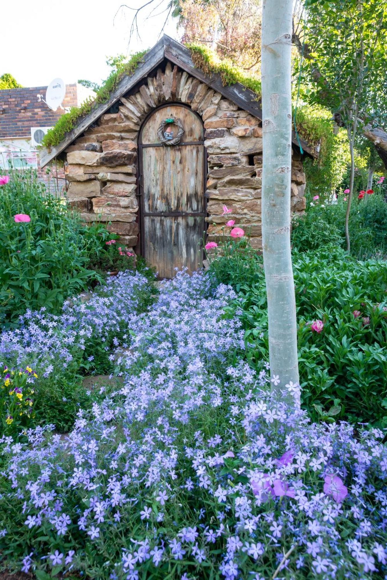 Mistique Waters Guesthouse Parys Kültér fotó